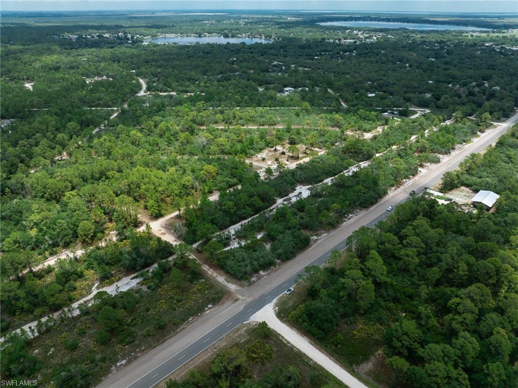 LEISURE LAKES - Land