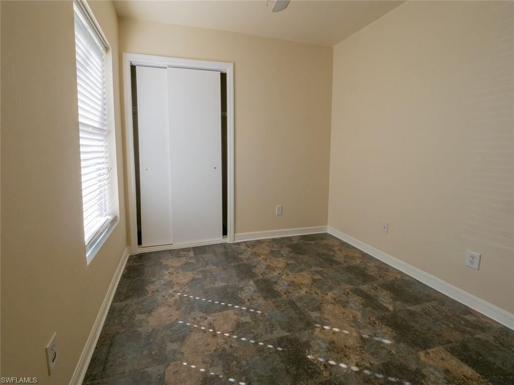 SAN CARLOS PARK - Residential Income