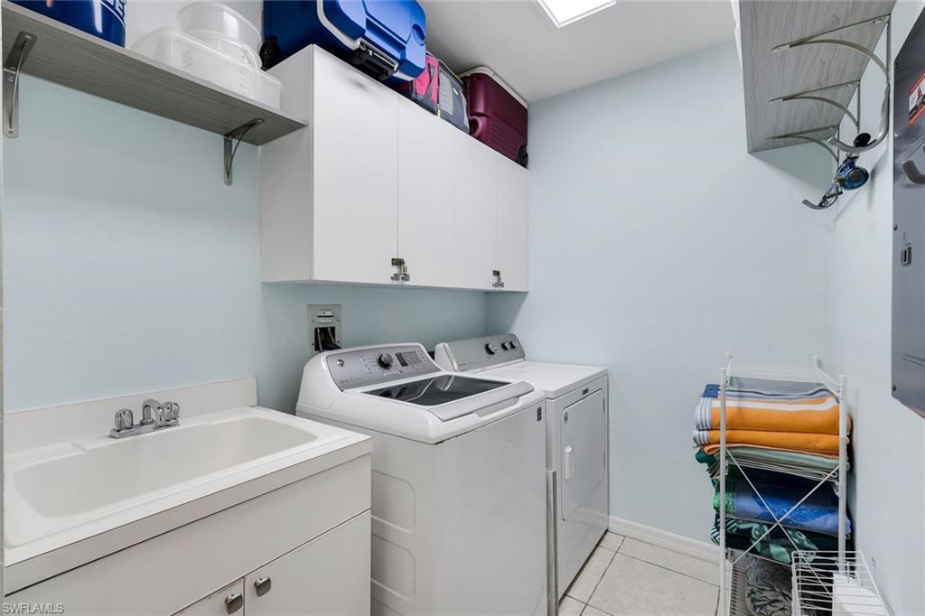 REGATTA - Residential Lease
