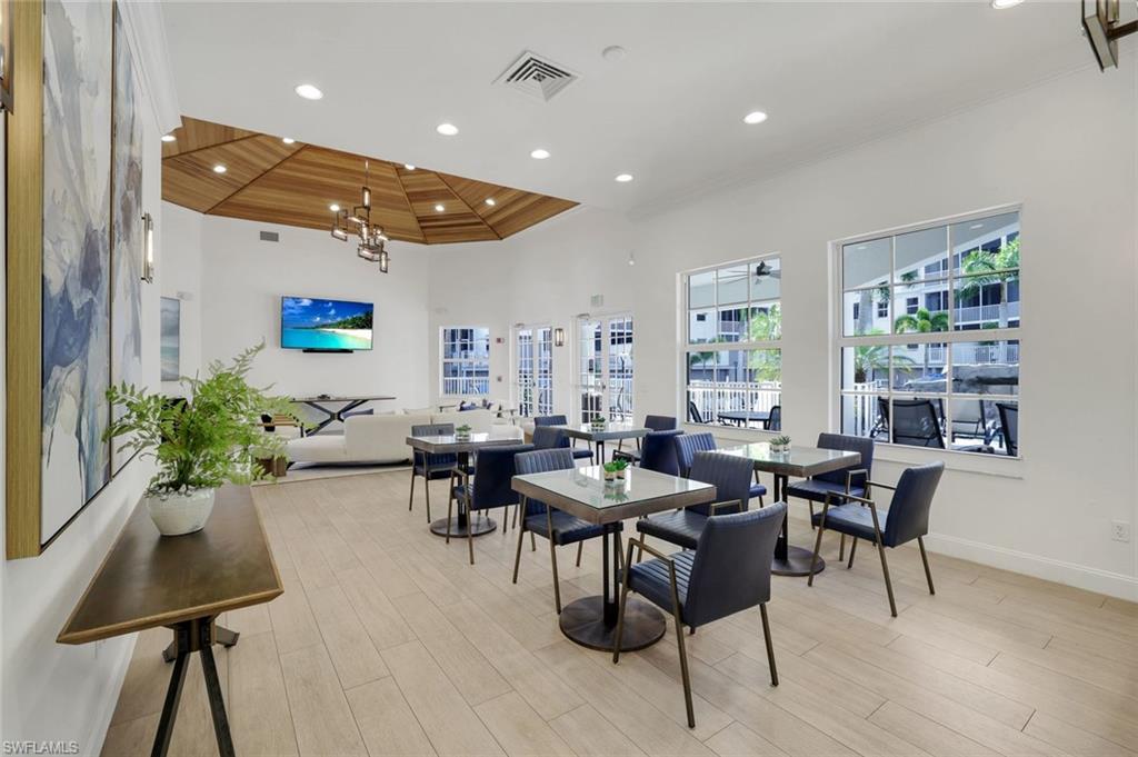 REGATTA - Residential Lease