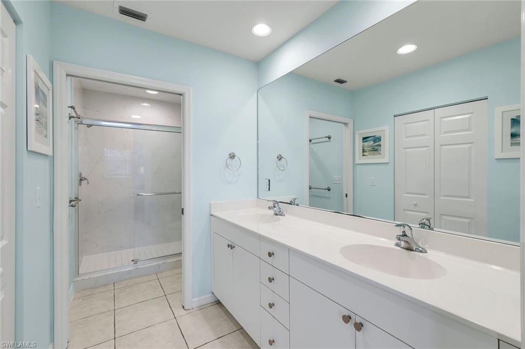 REGATTA - Residential Lease