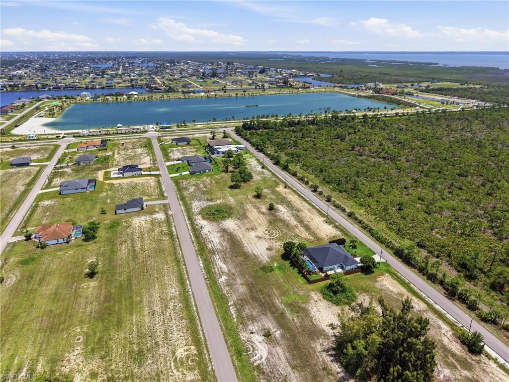 CAPE CORAL - Land