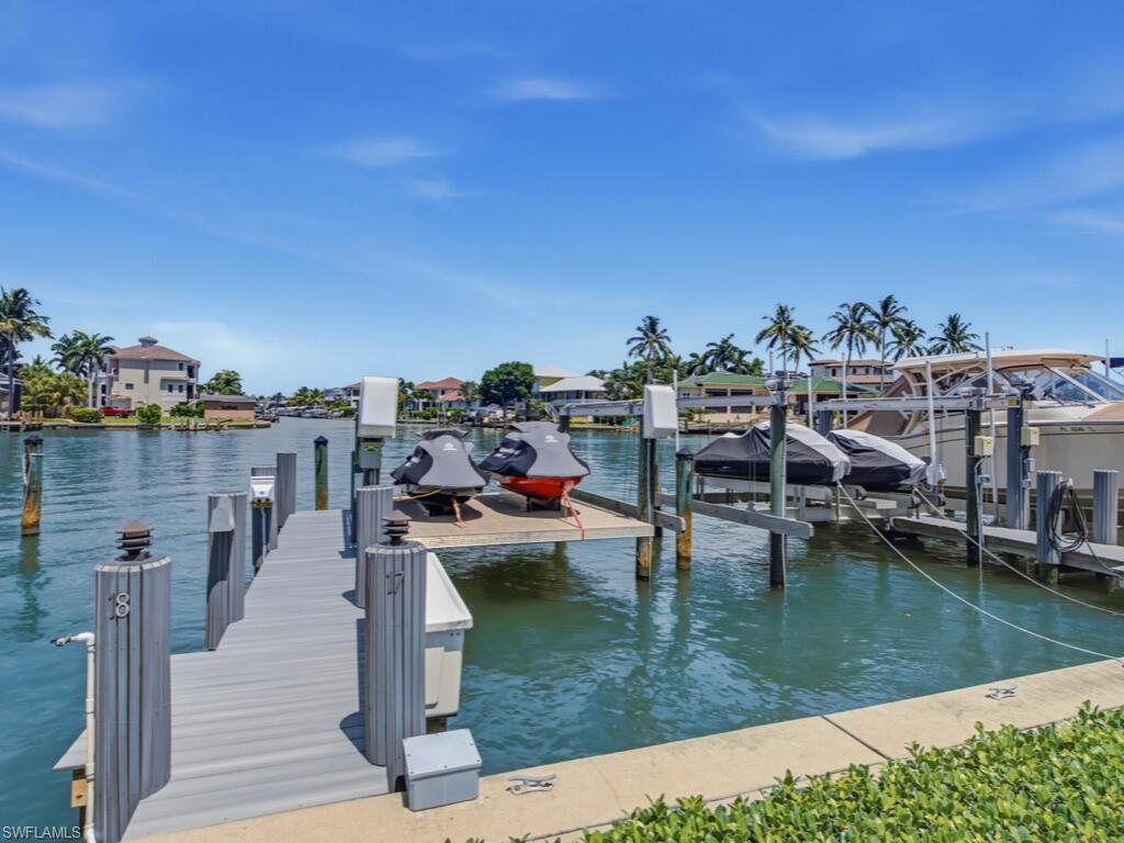 VANDERBILT BEACH - Residential