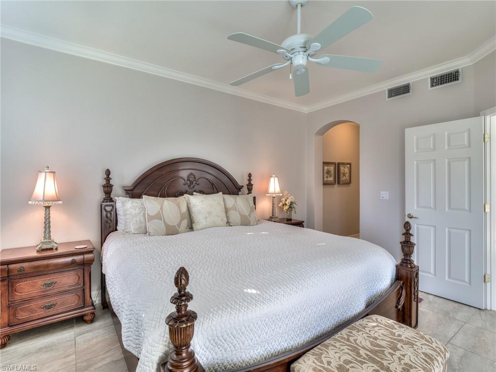 OXFORD POINTE - Residential