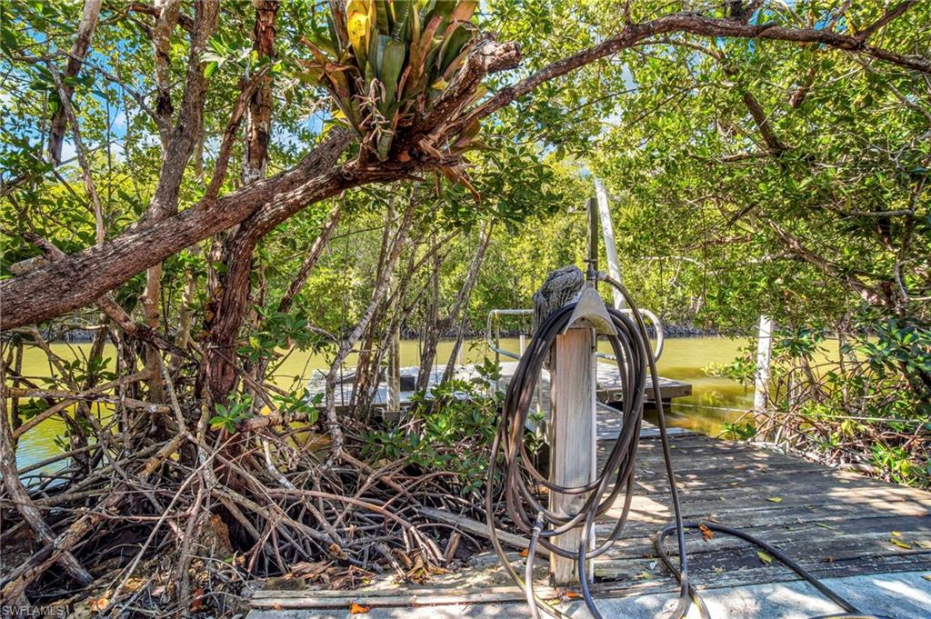 PLANTATION ISLAND - Residential