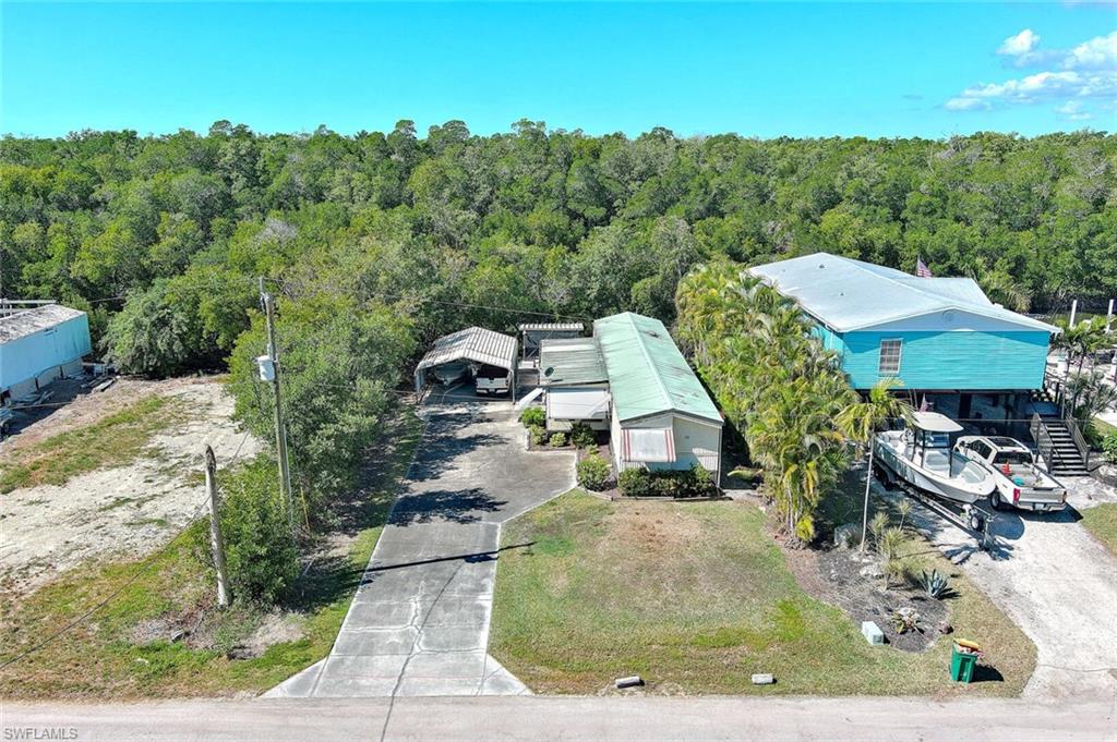 PLANTATION ISLAND - Residential