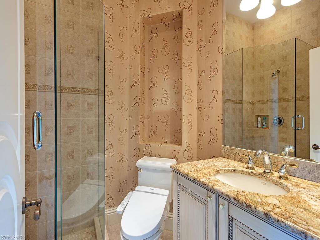 AQUALANE SHORES - Residential