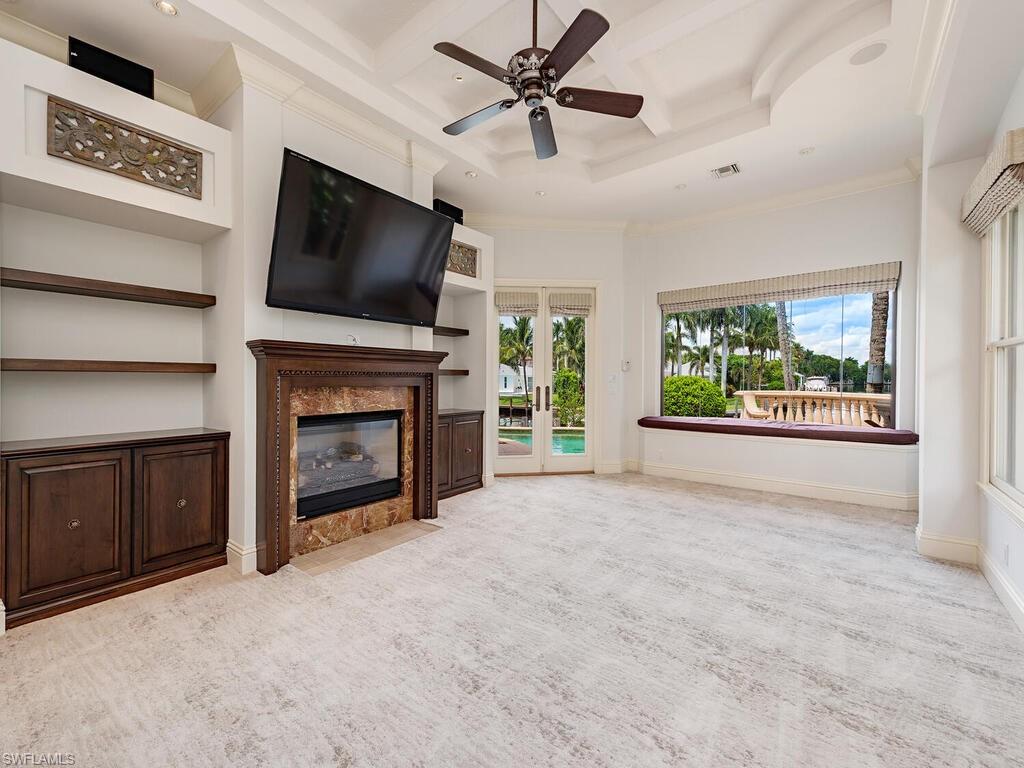 AQUALANE SHORES - Residential