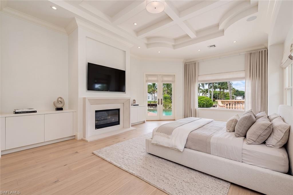 AQUALANE SHORES - Residential