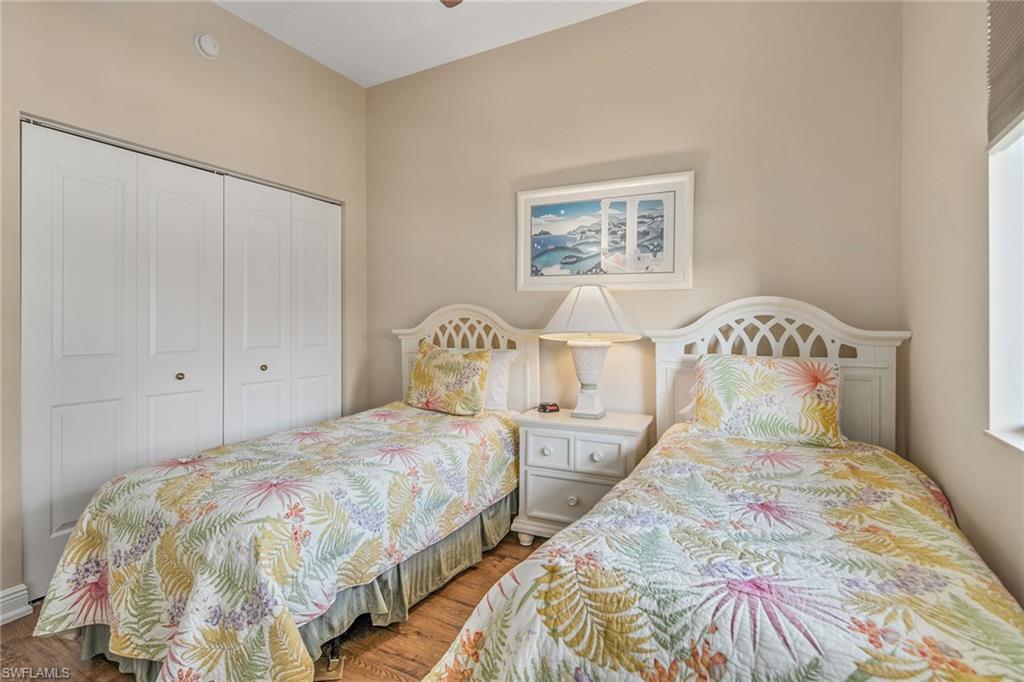 NAPLES BAY RESORT - Residential