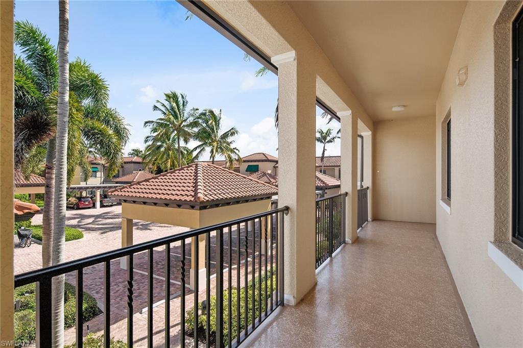 NAPLES BAY RESORT - Residential