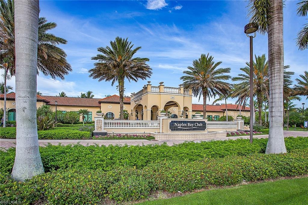 NAPLES BAY RESORT - Residential
