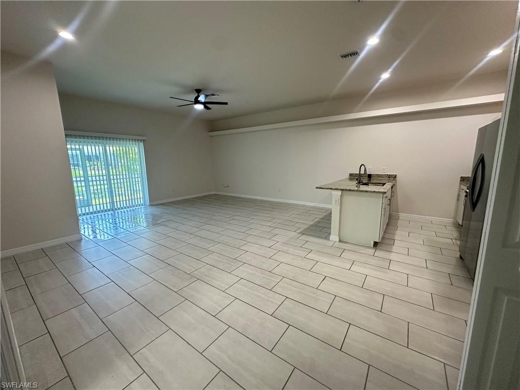 CAPE CORAL - Residential Lease