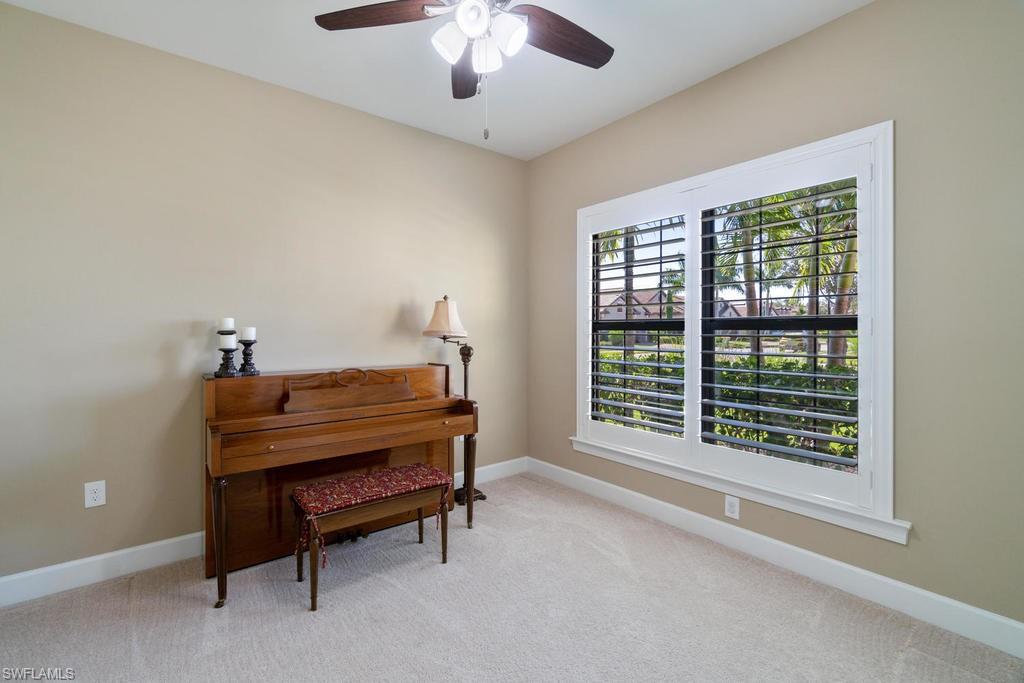 CAMDEN LAKES - Residential