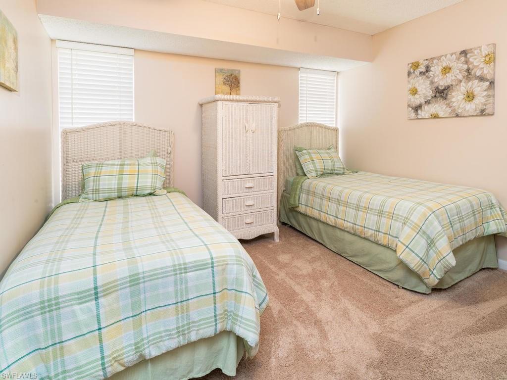 NAPLES PARK - Residential