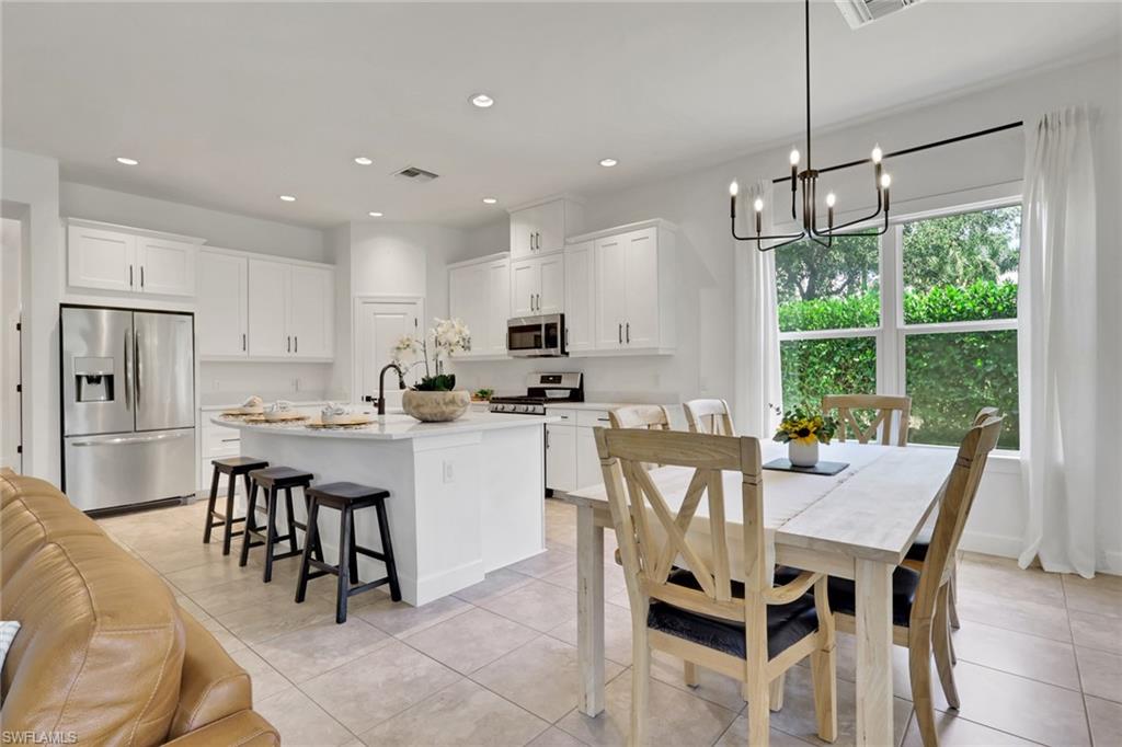 ESTERO POINTE - Residential