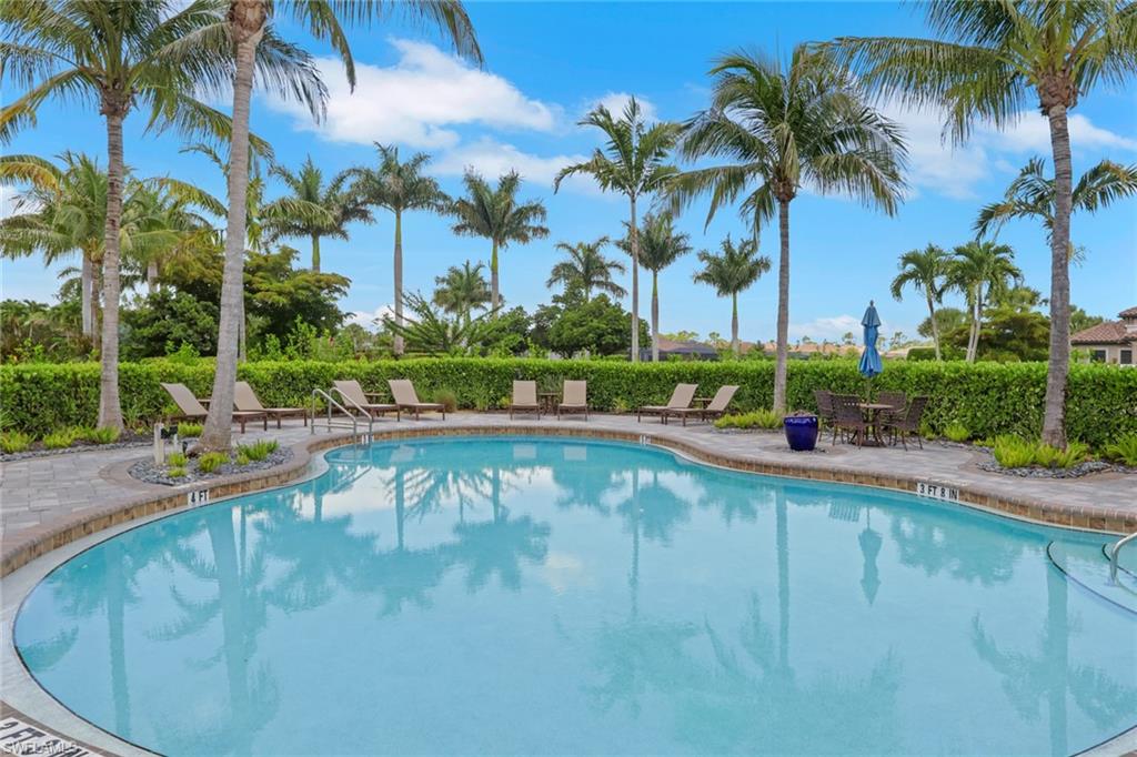 ESTERO POINTE - Residential