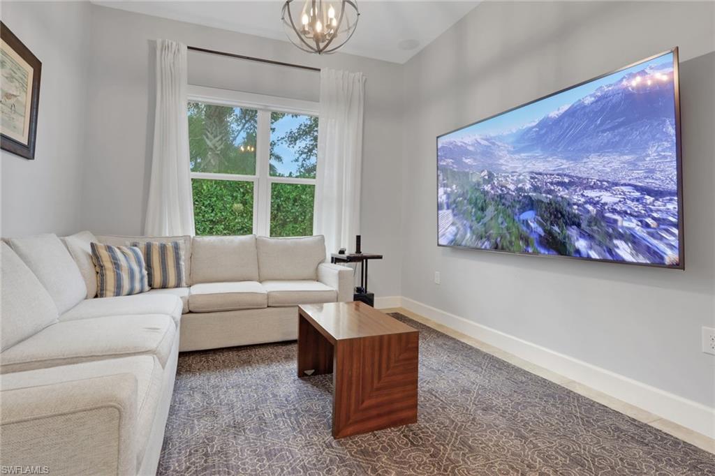 ESTERO POINTE - Residential