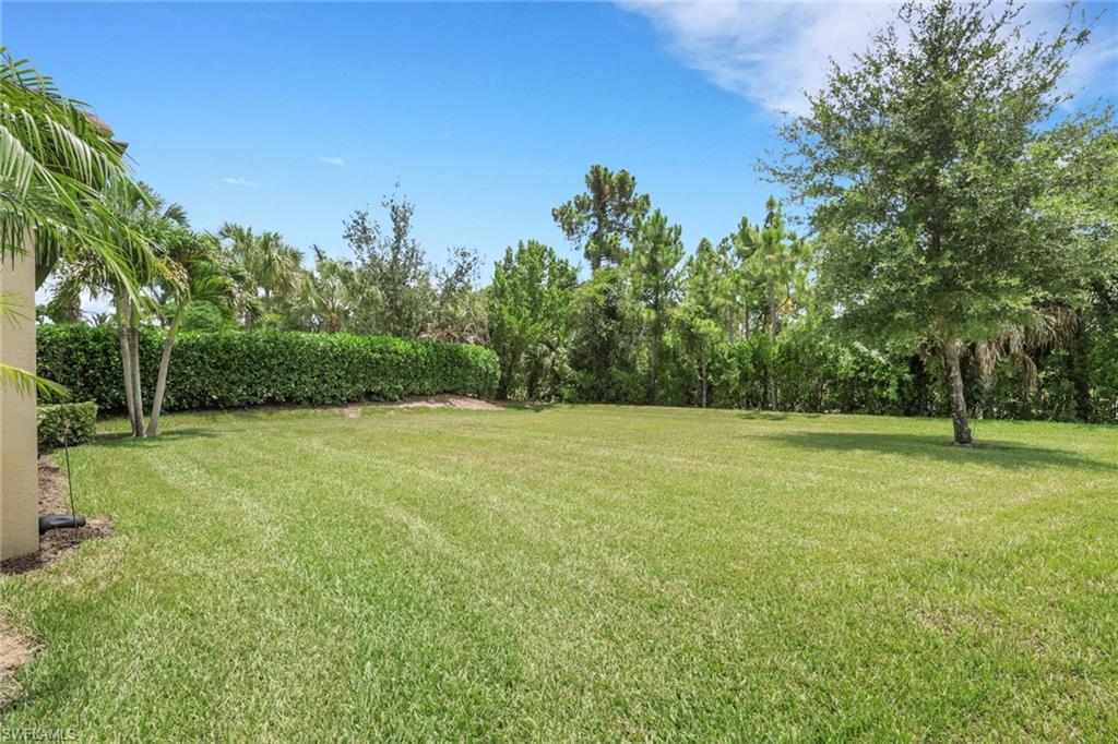 ESTERO POINTE - Residential