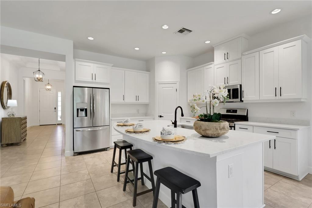 ESTERO POINTE - Residential