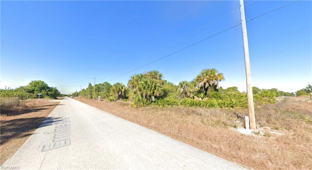 LEHIGH ACRES - Land