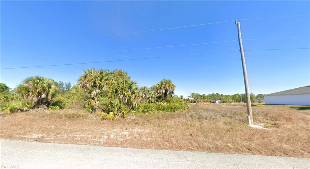 LEHIGH ACRES - Land