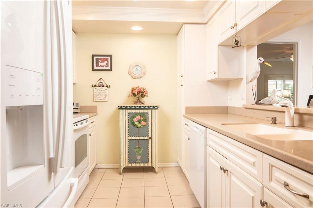 WILLOW BROOK AT PELICAN BAY - Residential