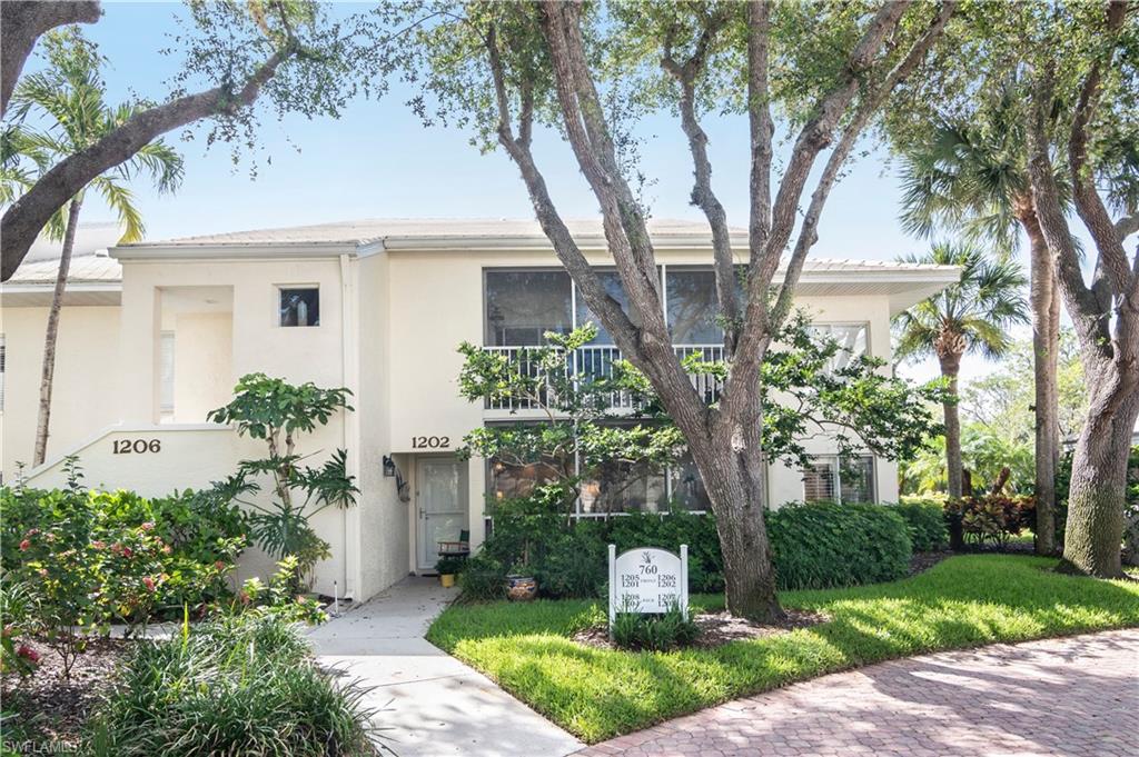 WILLOW BROOK AT PELICAN BAY - Residential