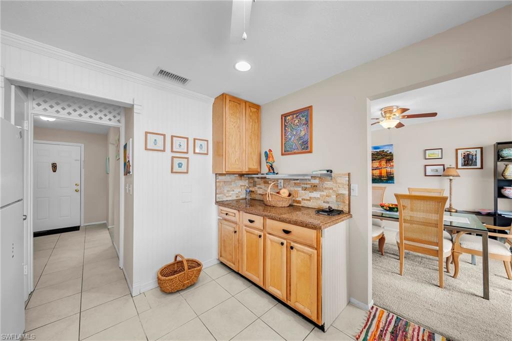 STRATFORD PLACE CONDO - Residential