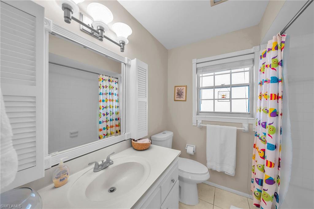 STRATFORD PLACE CONDO - Residential