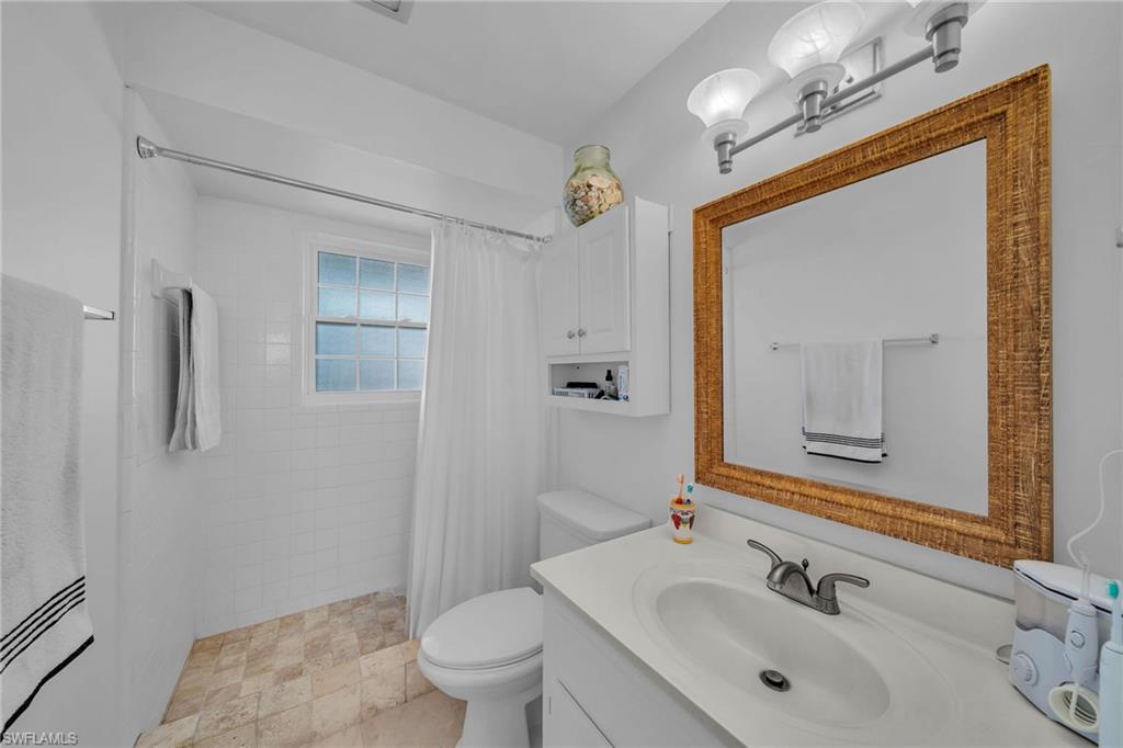 STRATFORD PLACE CONDO - Residential