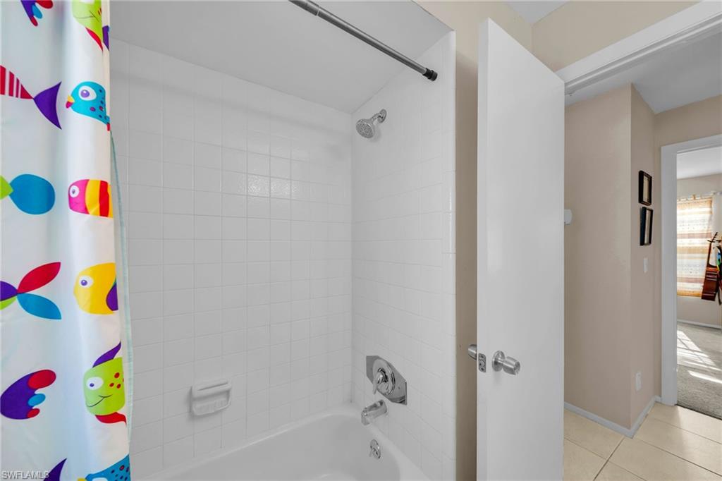 STRATFORD PLACE CONDO - Residential
