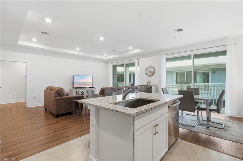 VILLA MAR BONITA BEACH - Residential