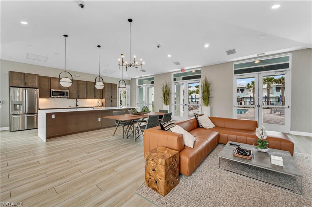 VILLA MAR BONITA BEACH - Residential