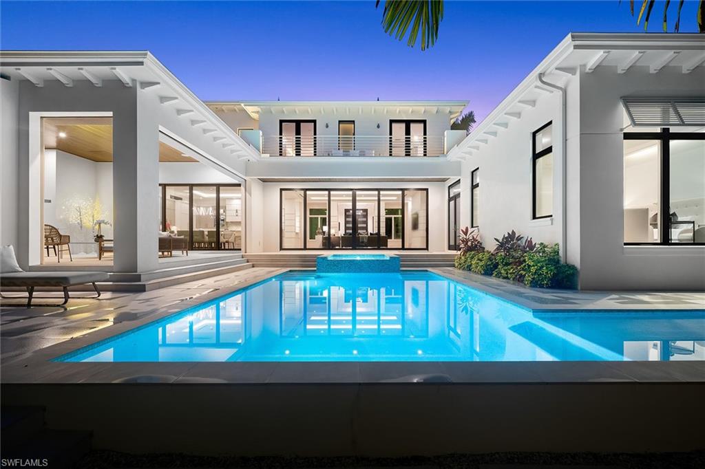 MOORINGS - Residential