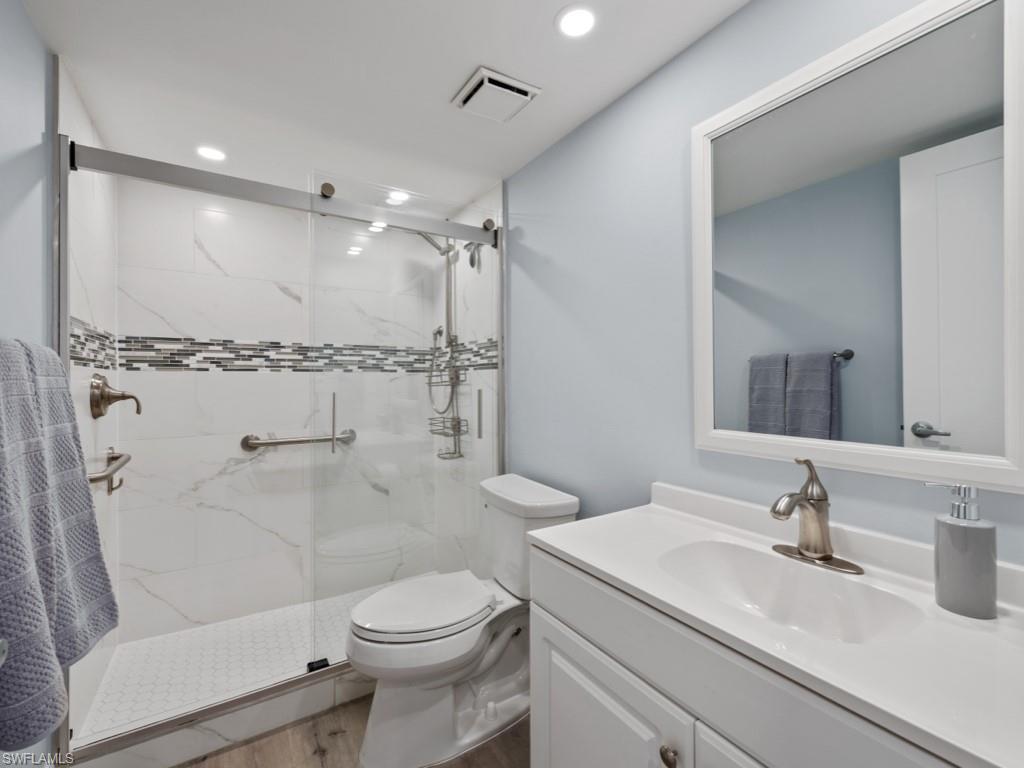 SOUTH SEAS - Residential