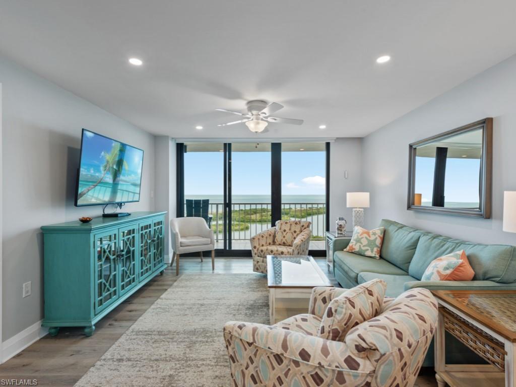 SOUTH SEAS - Residential