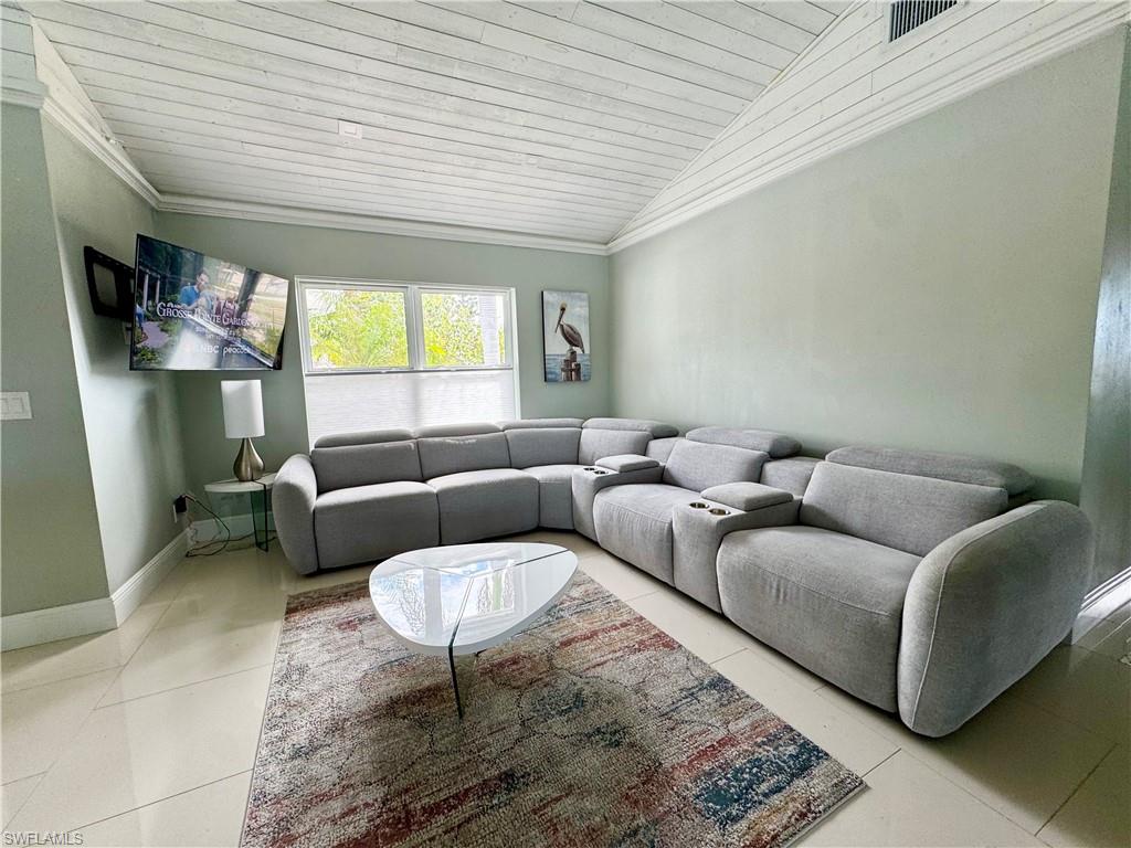 LAGUNA SHORES - Residential