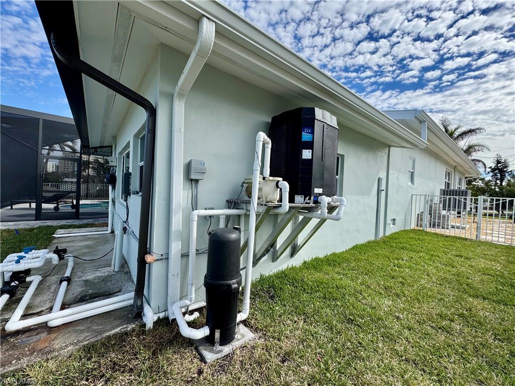 LAGUNA SHORES - Residential
