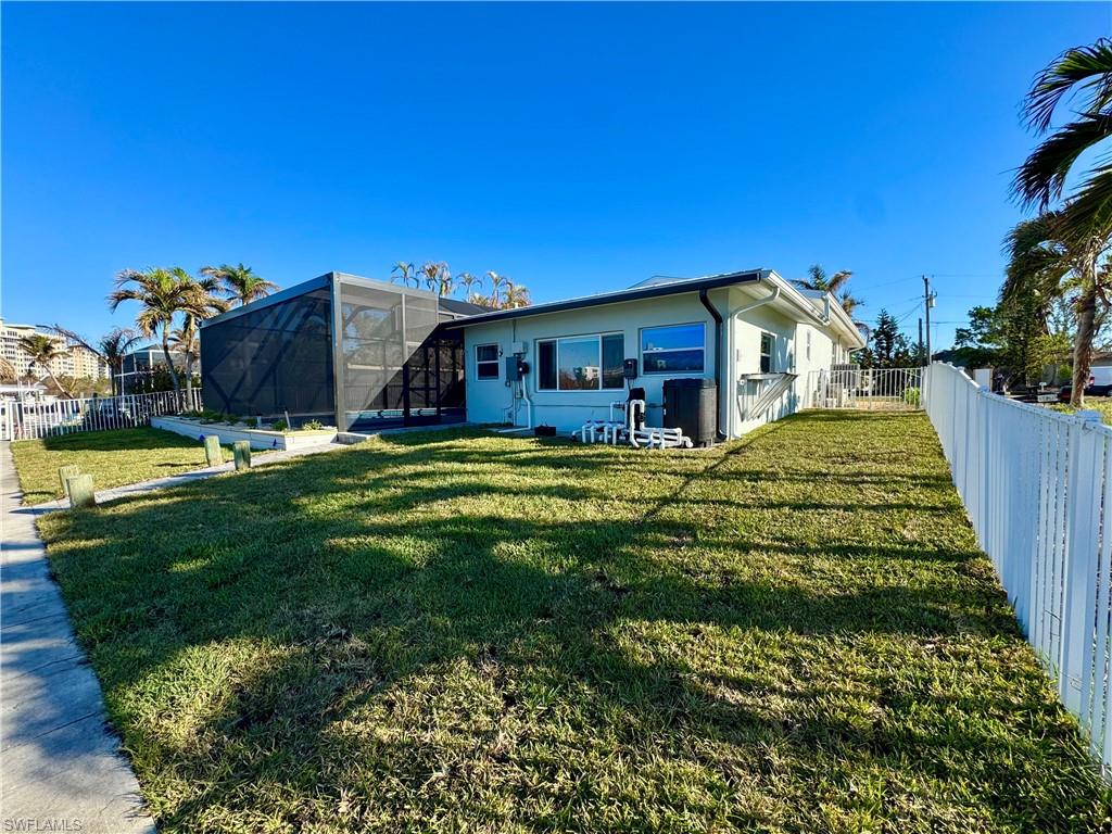 LAGUNA SHORES - Residential