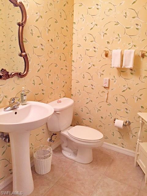 TOWER POINTE AT ARBOR TRACE - Residential