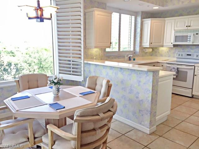 TOWER POINTE AT ARBOR TRACE - Residential