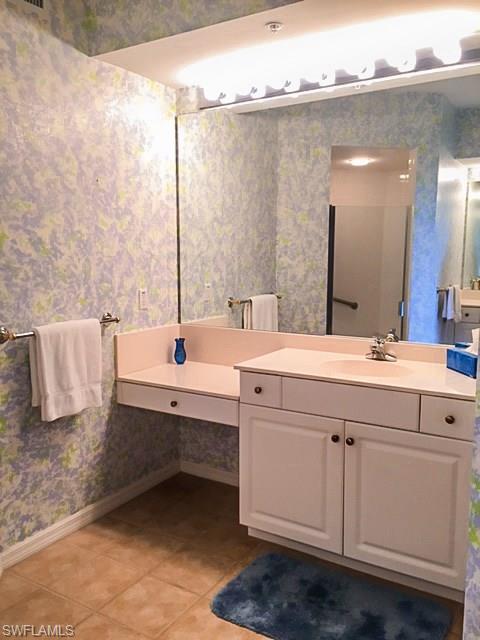 TOWER POINTE AT ARBOR TRACE - Residential