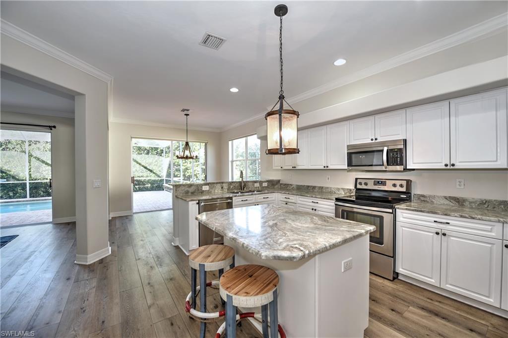 CROSS CREEK ESTATES - Residential