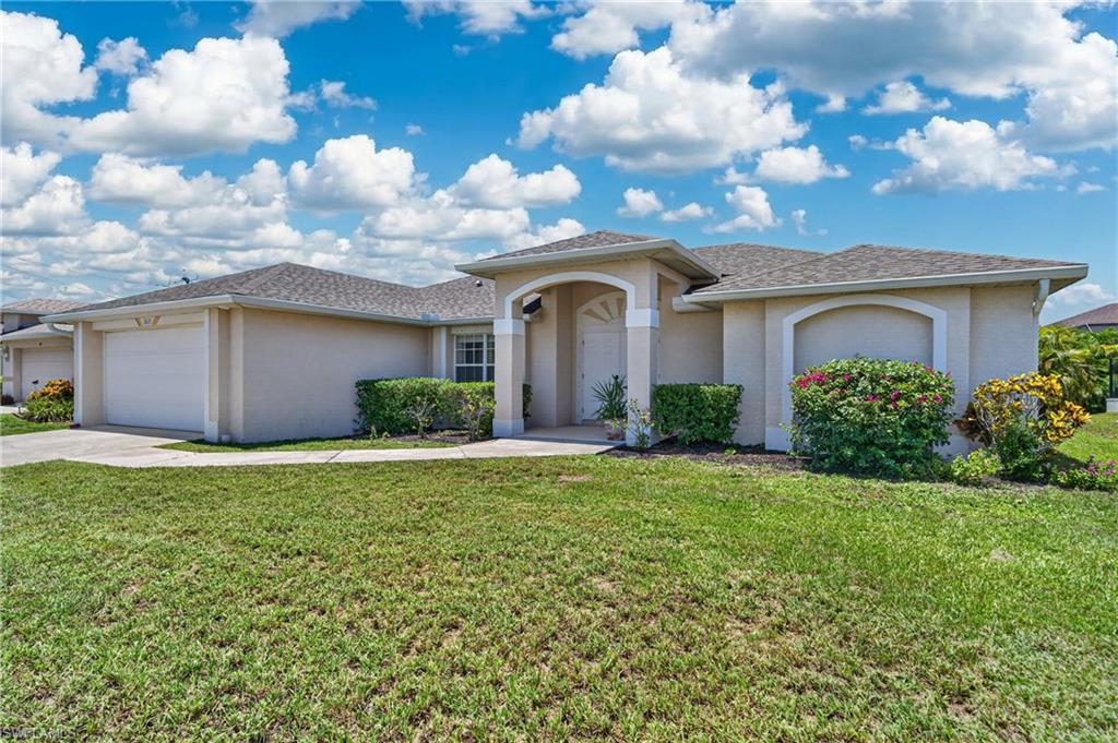 CAPE CORAL - Residential