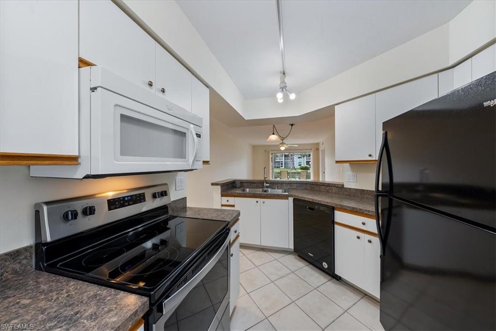 PIPERS POINTE - Residential Lease