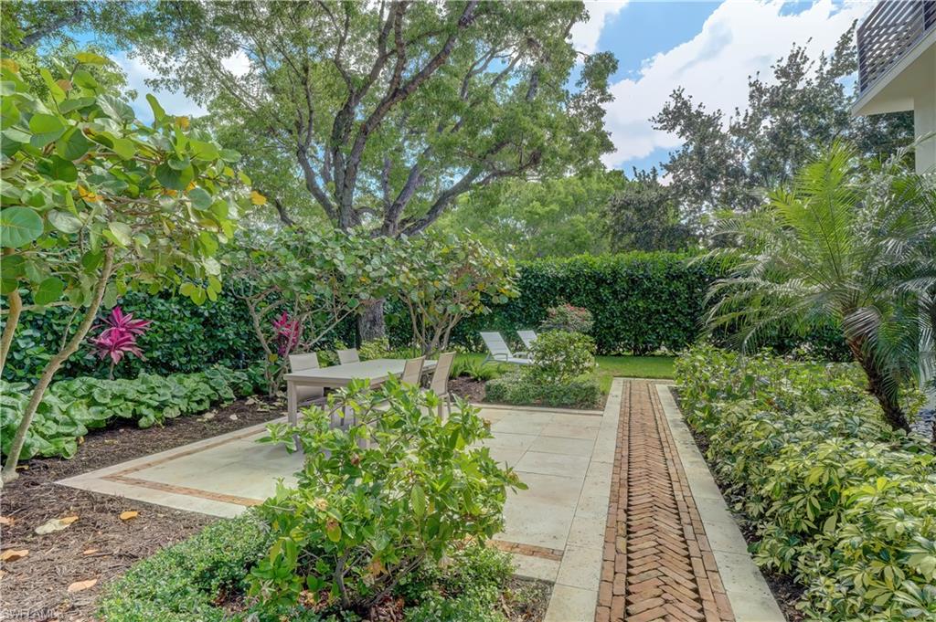 OLDE NAPLES - Residential