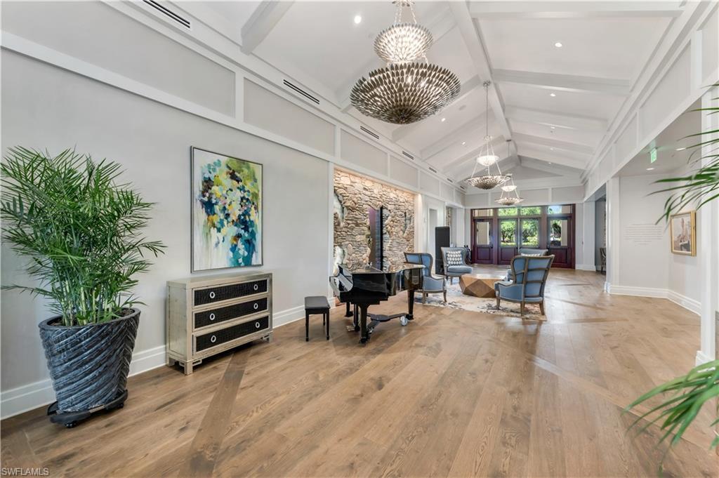 LANDINGS AT BEARS PAW - Residential