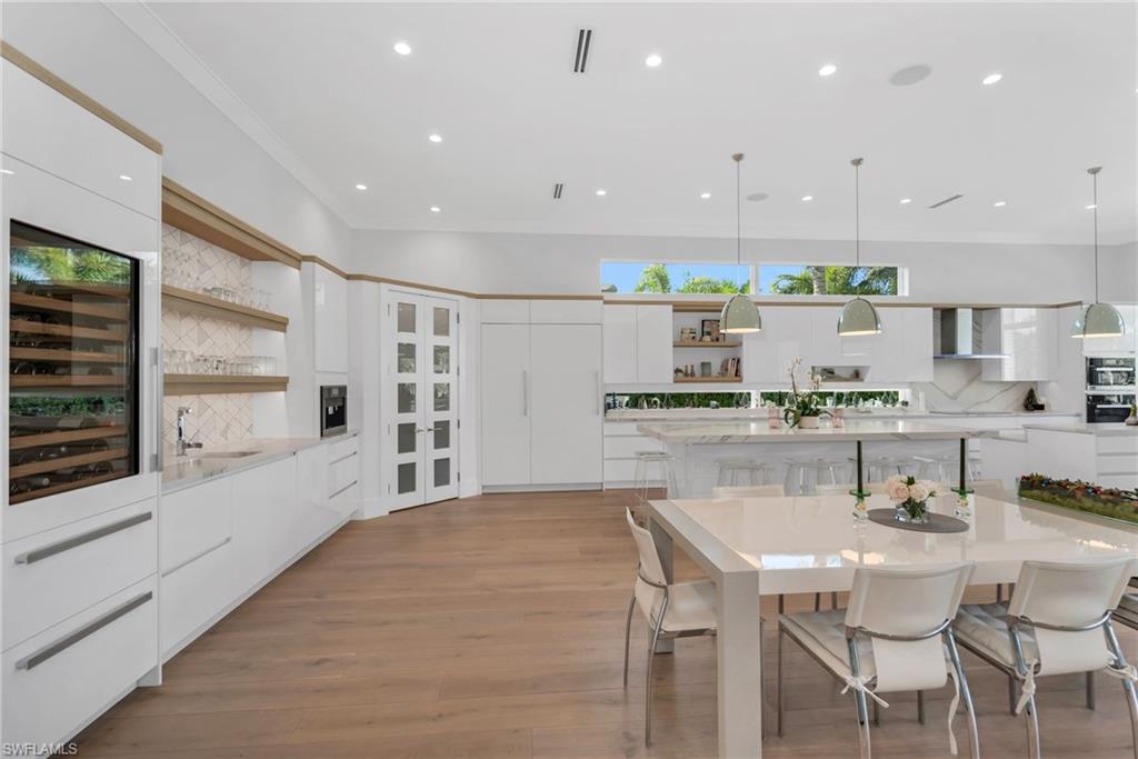 LANDINGS AT BEARS PAW - Residential
