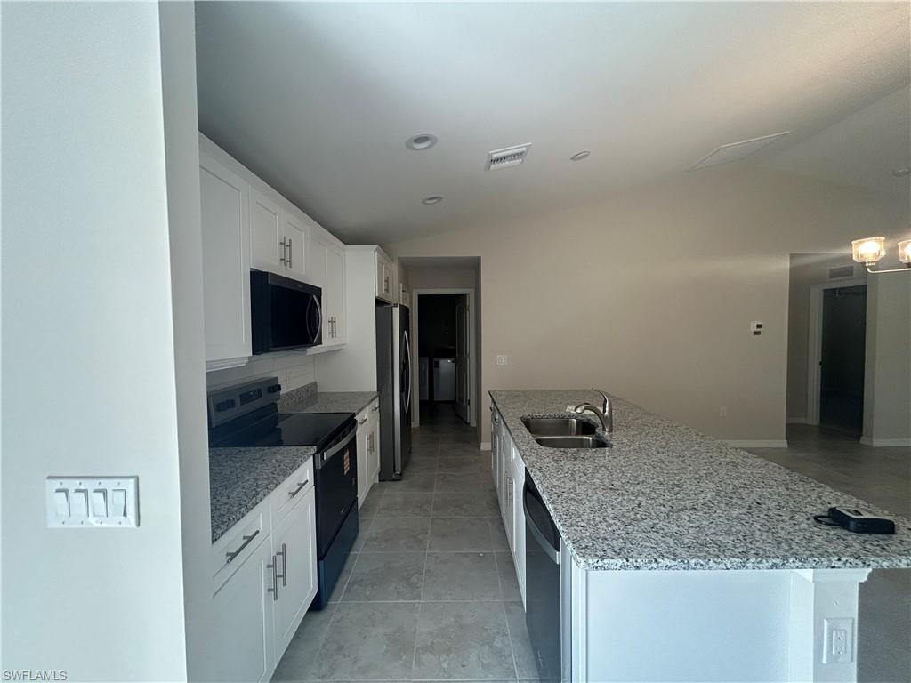 CAPE CORAL - Residential Lease